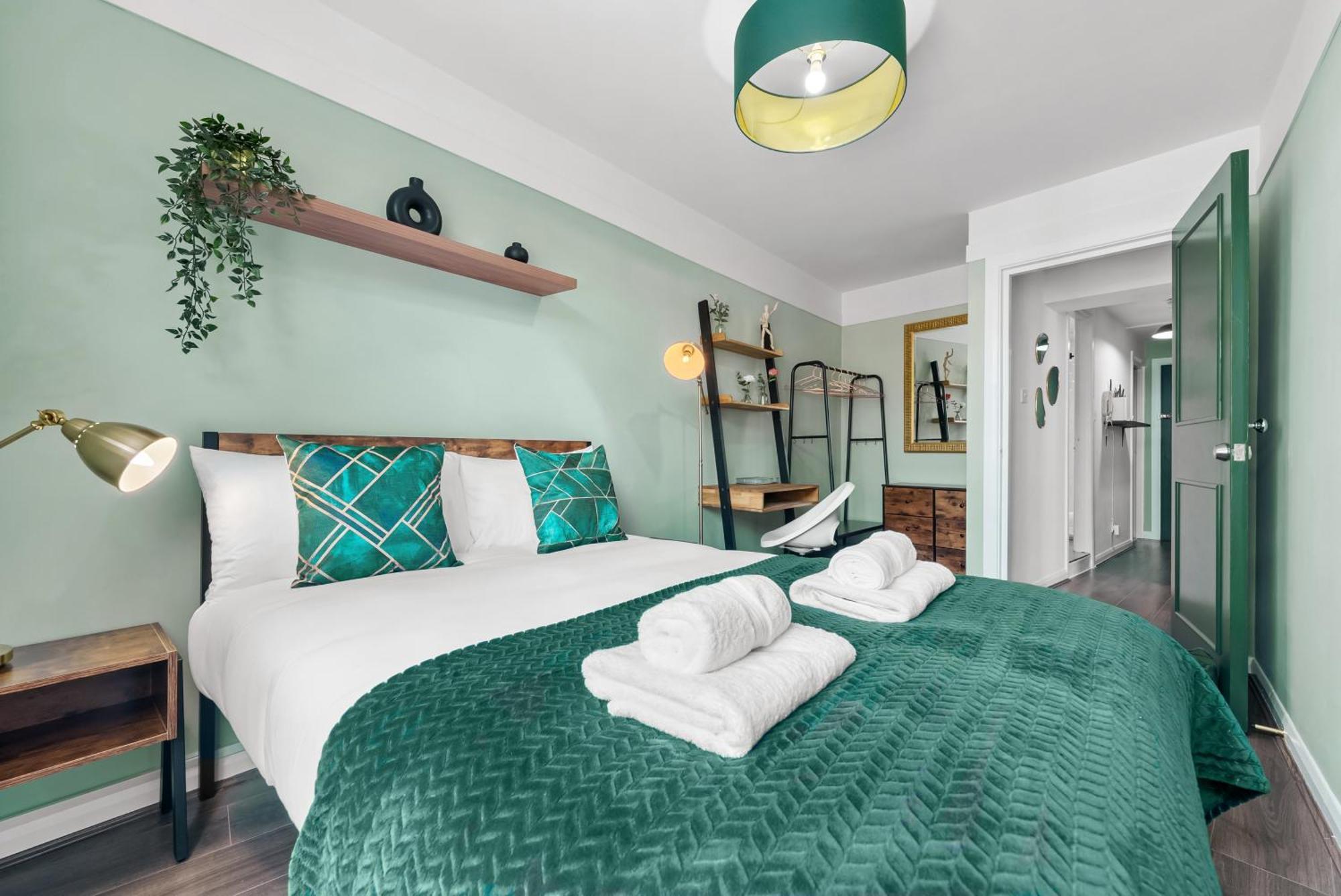 Chic 2 Bedroom Apartment Near Liverpool Street By Gold Stays London Eksteriør bilde